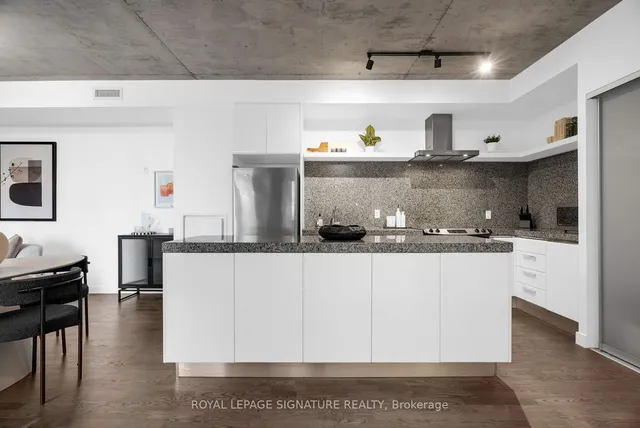 Additional image 11 of 75 Portland St Unit 809