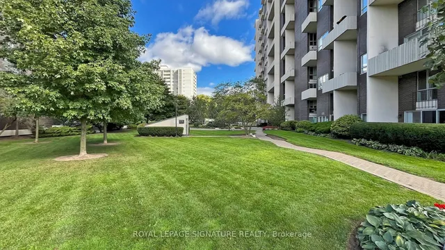 Additional image 34 of 60 Southport St Unit 724