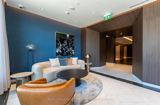 Additional image 4 of 500 Dupont St Unit 704