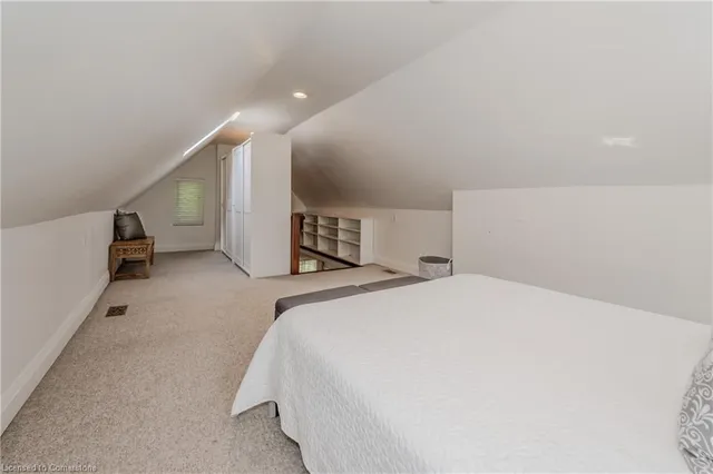 Additional image 32 of 7 Richmond Ave