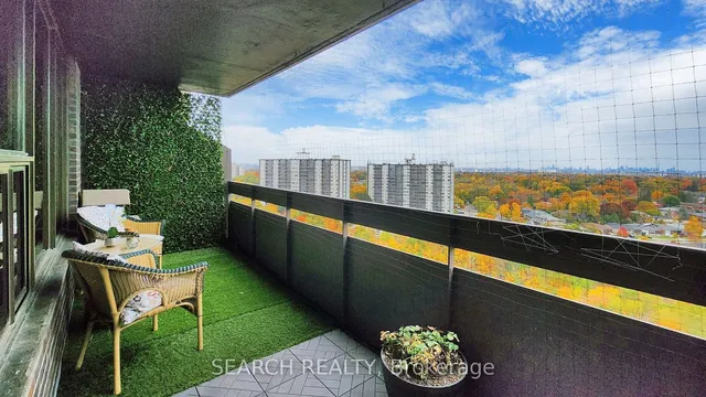 Additional image 29 of 11 Wincott Dr Unit 1912