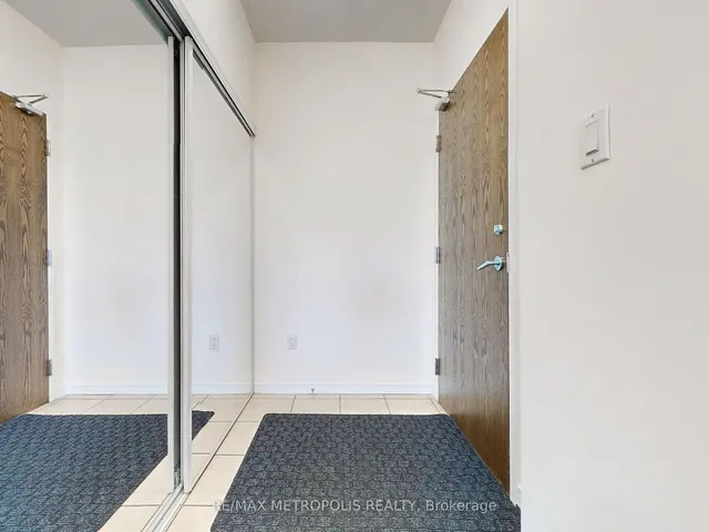 Additional image 3 of 2772 keele st St Unit 807