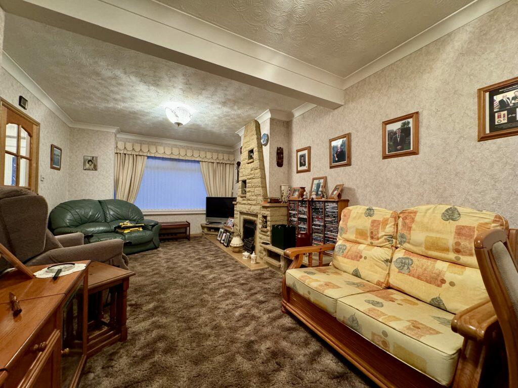 Additional image 4 of Elmhurst Avenue, Yeovil, Somerset, BA21