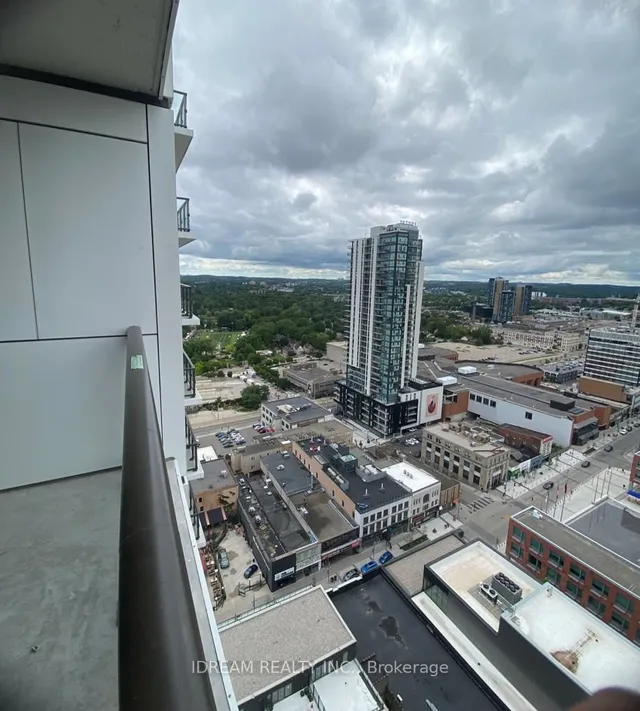 Additional image 18 of 55 Duke St Unit 2310