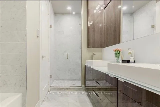 Additional image 25 of 300 Front St Unit 4802