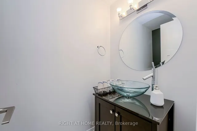 Additional image 25 of 20 Glebe Rd Unit Ph16