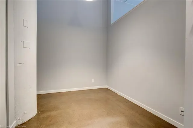 Additional image 21 of 404 King St Unit 104