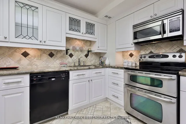 Additional image 12 of 160 Frederick St Unit 803