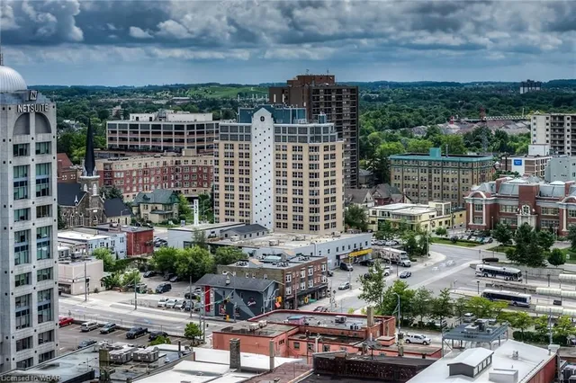 Additional image 37 of 85 Duke St Unit 1404