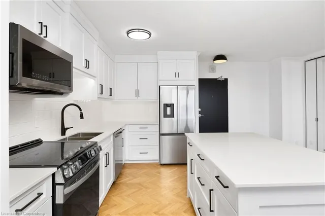 Additional image 6 of 81 Church St Unit 1603