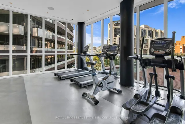 Additional image 18 of 32 Davenport Rd Unit 1405