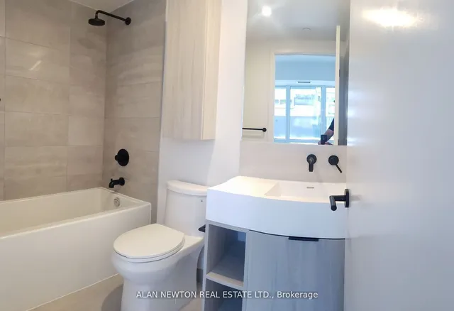 Additional image 10 of 108 PETER St Unit 815