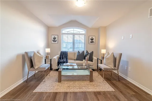 Additional image 23 of 37 Blue Oak Street