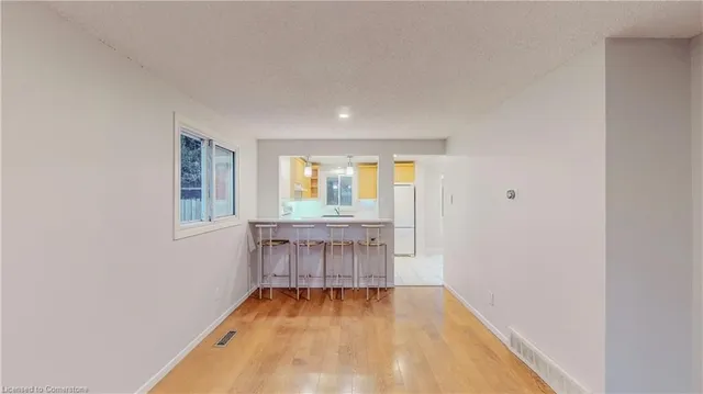 Additional image 10 of 118 Rolling Meadows Dr