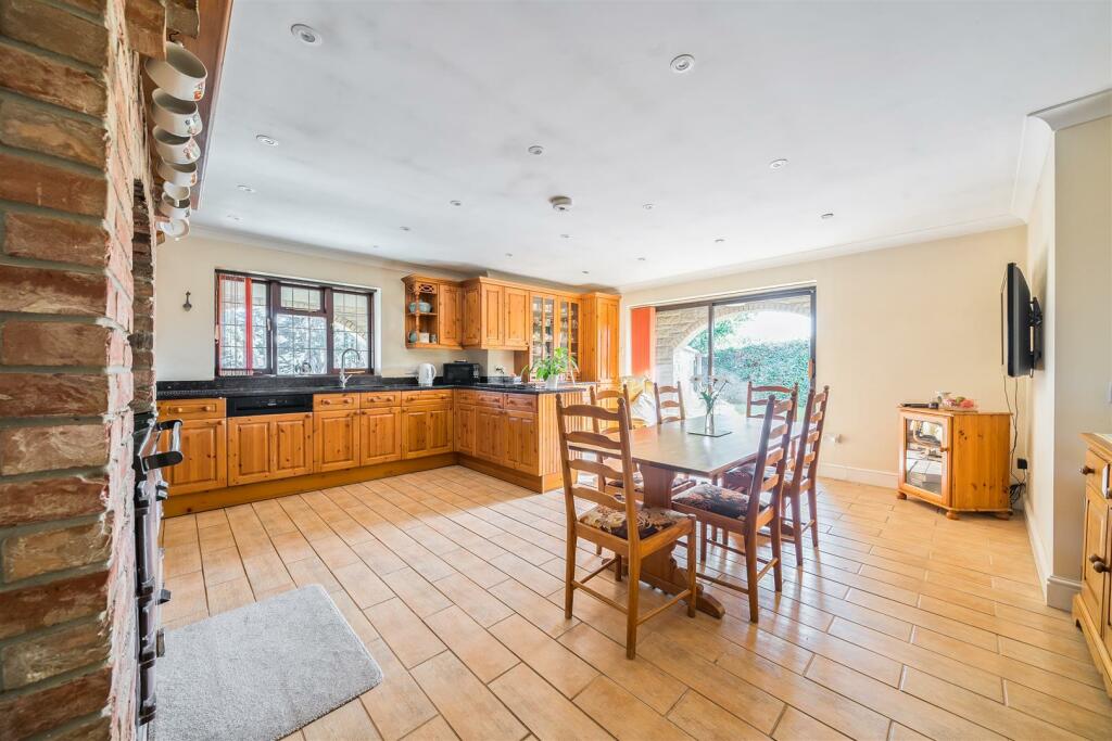 Additional image 4 of Vagg Hill, Yeovil, Somerset