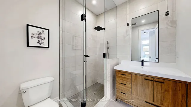 Additional image 19 of 11 Morland Rd