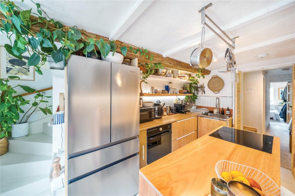 Additional image 8 of St. Thomas Street, Wells, Somerset, BA5