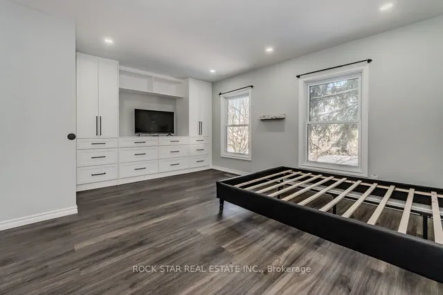 Additional image 12 of 77 Timberlane Cres