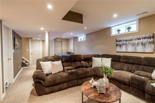 Additional image 40 of 58 Bush Clover Cres