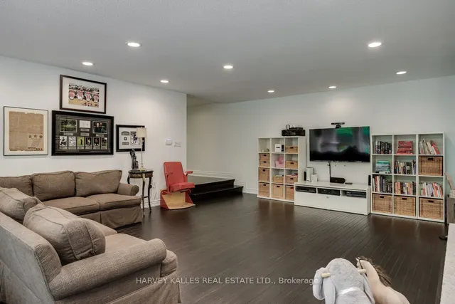 Additional image 23 of 77 Coldstream Ave