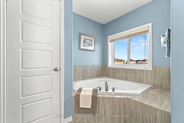 Additional image 28 of 59 Netherwood Rd