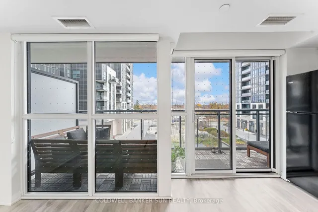 Additional image 26 of 30 Meadowglen Pl Unit 304