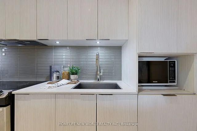 Additional image 12 of 110 Marine Parade Dr Unit 401