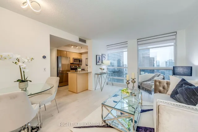 Additional image 8 of 763 Bay St Unit 2702