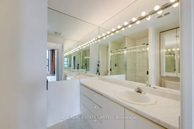 Additional image 21 of 86 Gloucester St Unit 805