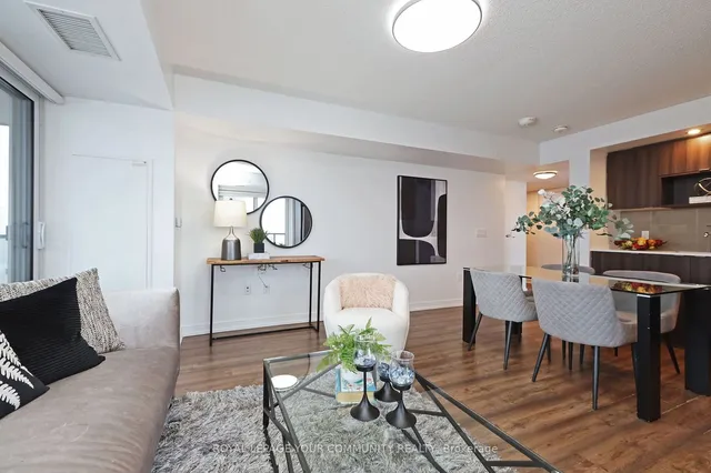 Additional image 12 of 225 Village Green Sq Unit 607