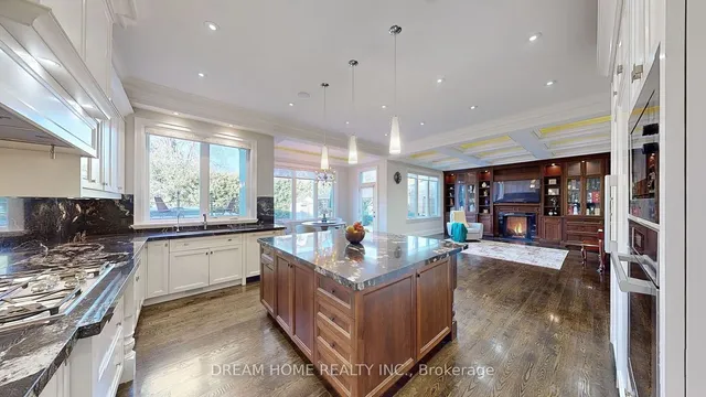 Additional image 11 of 276 Dunview Ave