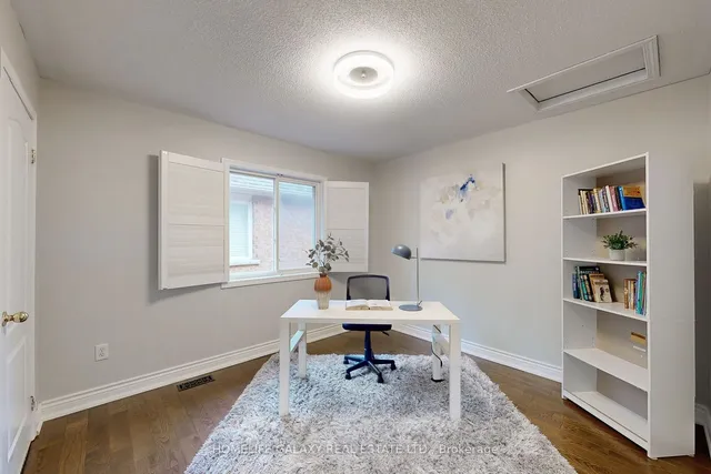 Additional image 23 of 4 Sirius Cres