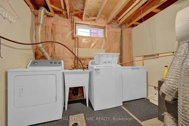 Additional image 35 of 27 Hollyridge Cres