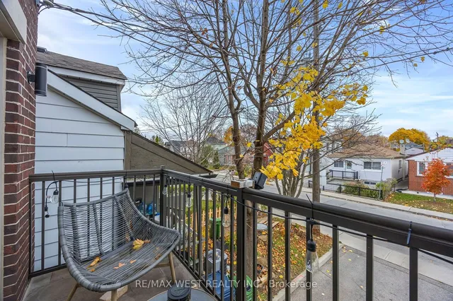 Additional image 28 of 42 A Greendale Ave