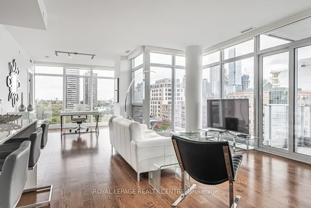 Additional image 11 of 170 Avenue Rd Unit 611