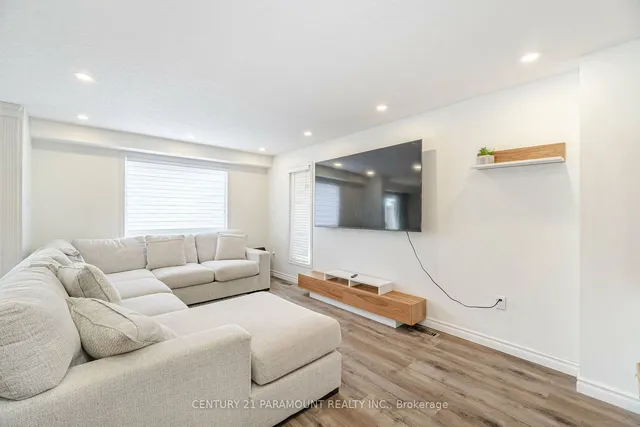 Additional image 17 of 78 PERIWINKLE St