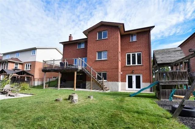 Additional image 40 of 244 MICHENER Cres