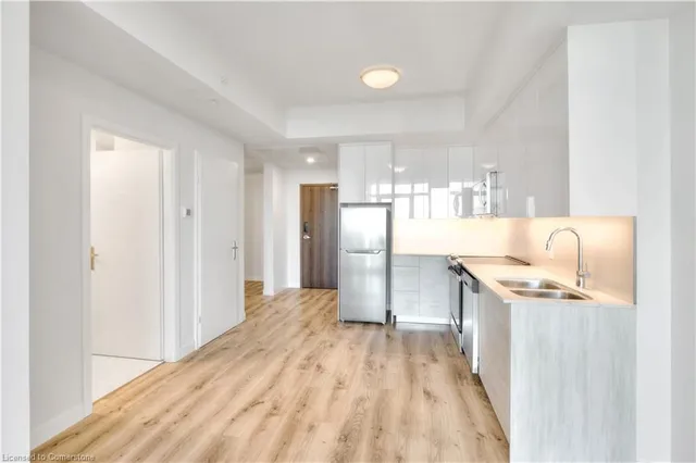 Additional image 13 of 60 Frederick St Unit 2910