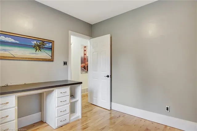 Additional image 20 of 87 Simeon St