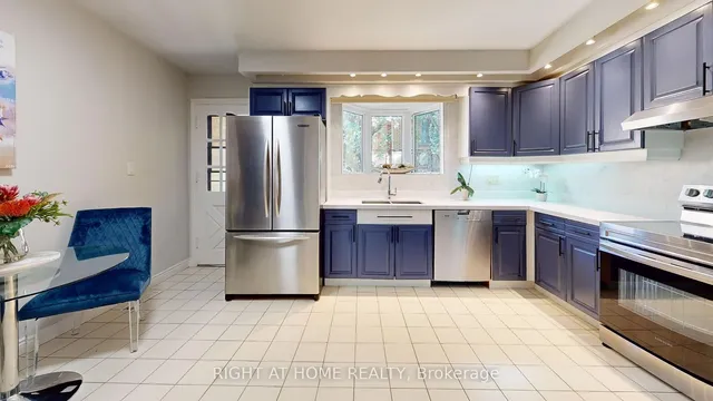 Additional image 8 of 23 Christine Cres