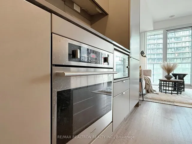 Additional image 27 of 101 Peter St Unit 3001