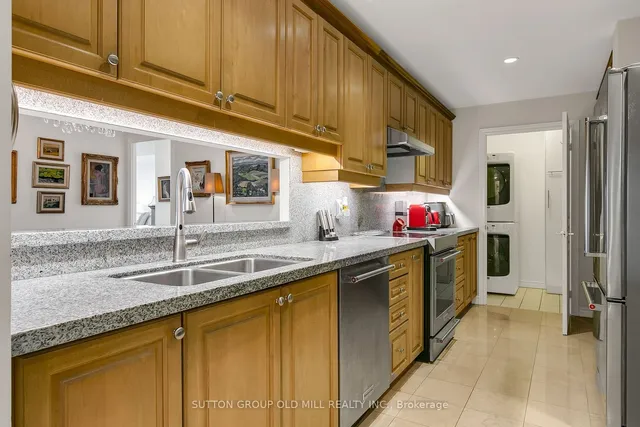 Additional image 14 of 2662 Bloor St Unit 713