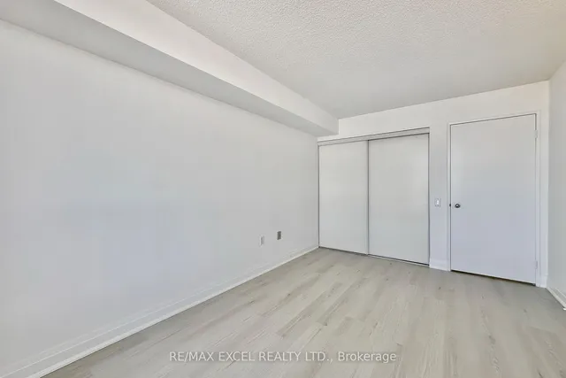Additional image 23 of 21 Overlea Blvd Unit 708