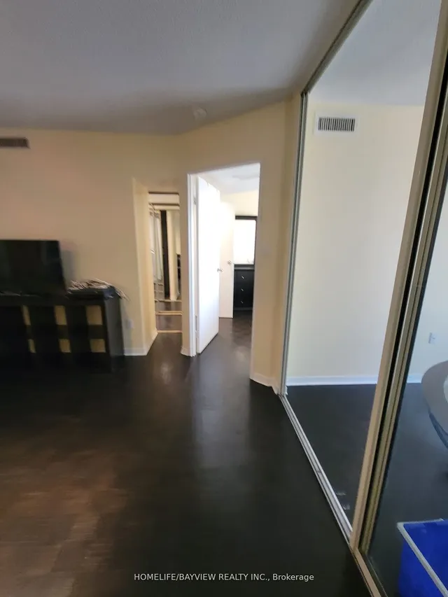 Additional image 17 of 1001 Bay St Unit 2902