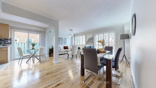 Additional image 12 of 38 Winter Gardens Tr