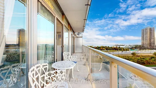 Additional image 21 of 103 The Queensway Ave Unit 913