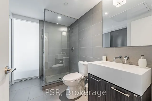 Additional image 18 of 560 King St Unit 610