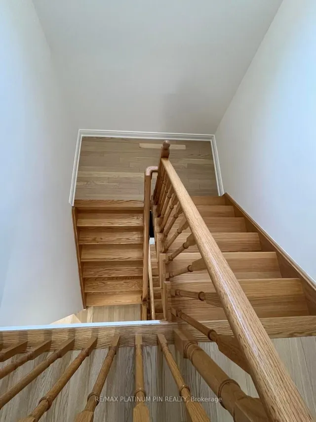 Additional image 9 of 2577 Islington Ave