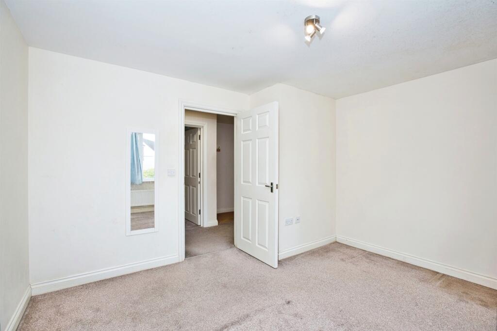 Additional image 8 of Merevale Way, Yeovil