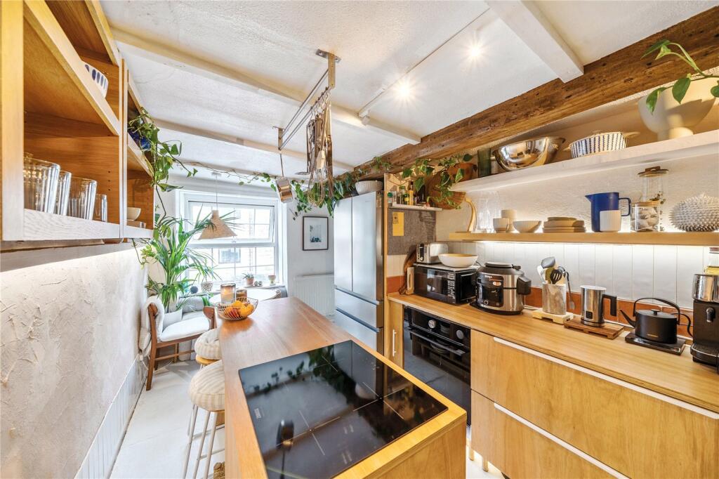 Additional image 7 of St. Thomas Street, Wells, Somerset, BA5